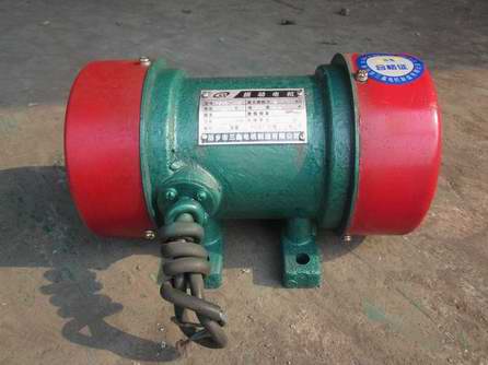 振動篩產(chǎn)量、物料運行速度計算方法 